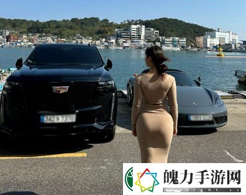 搬家工人当着老公的面