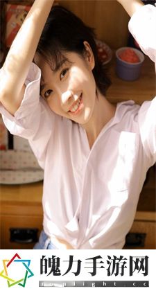巴啦啦小魔仙凌妈妈穿的衣服：凌妈妈衣服的总体风格