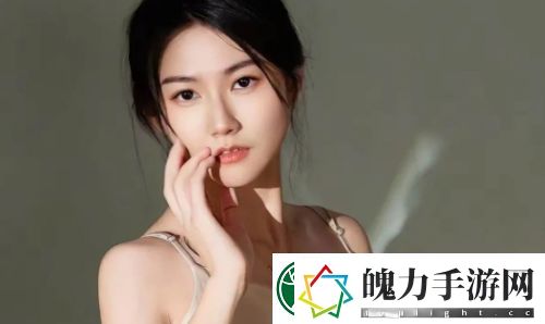 古早LOL女主播罕见开播原以为会受网友欢迎