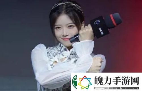 骆歆直播透露自己资产直言和“Miss姐”差距太大