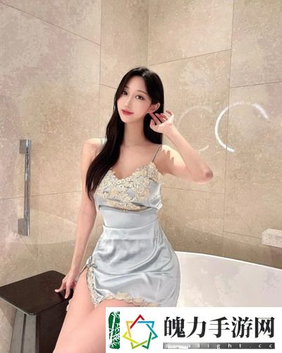 人狗大战5免费观看正版：当你以为狗狗只是可爱的小伙伴时，真相却是它们也是战斗力爆表的勇士！太燃了！