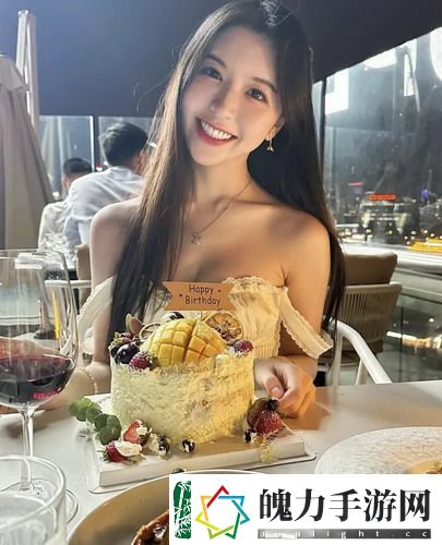 兄弟后妈免费观看全集，网友狂欢：这一波操作简直是666，快来一起围观啊！
