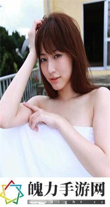 舞蹈课前女生帮男生解决：细节之处见真章
